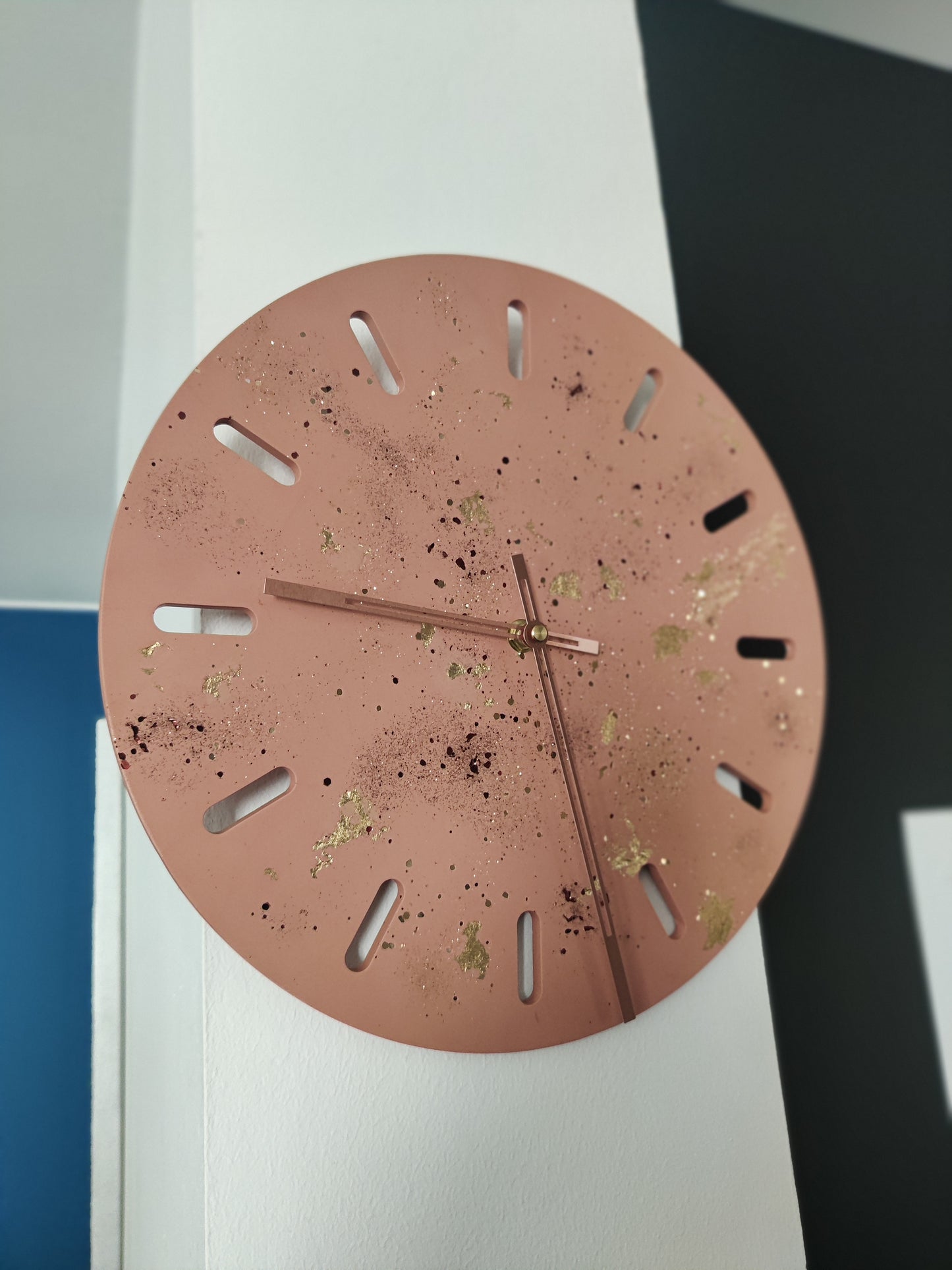 Horloge murale terracotta